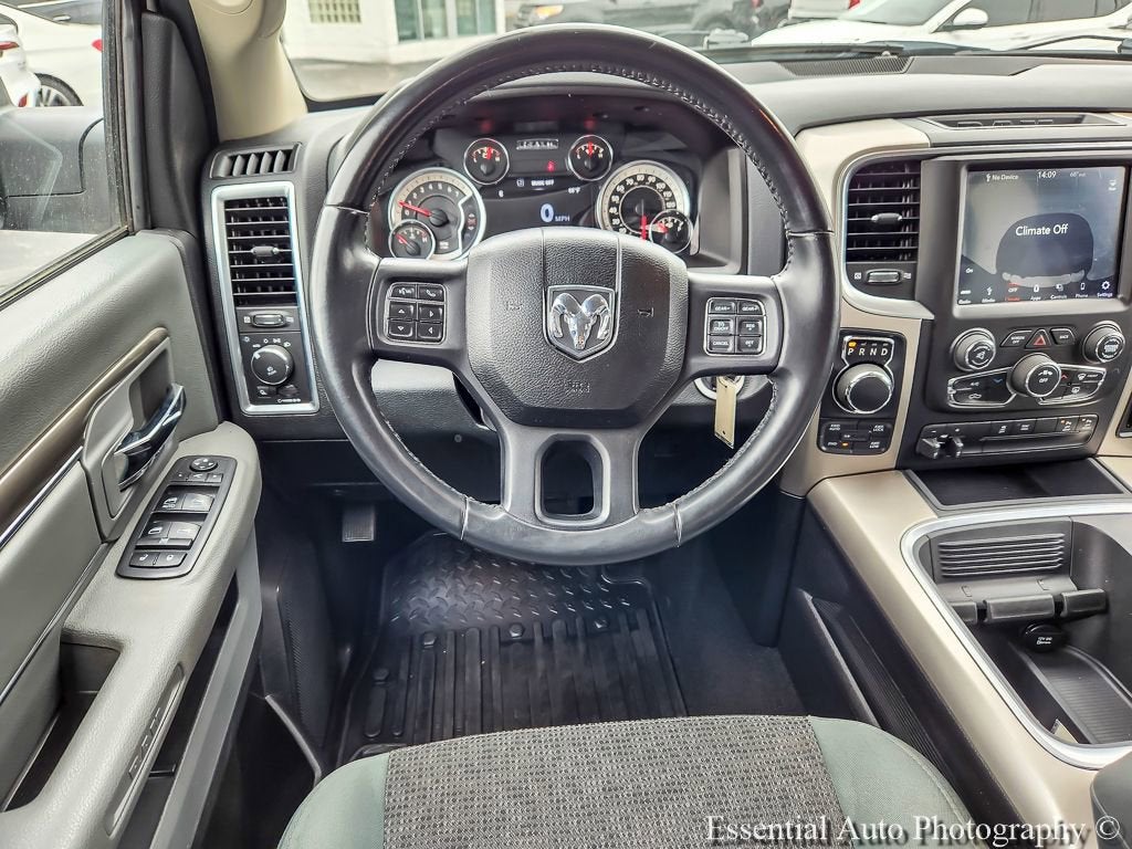 2018 RAM 1500 Big Horn Crew Cab 4x4 5'7" Box