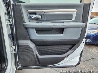 2018 RAM 1500 Big Horn Crew Cab 4x4 5'7" Box