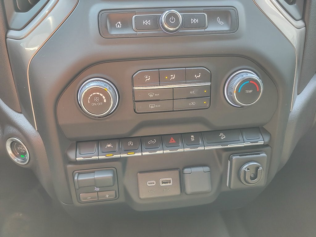 2024 Chevrolet Silverado 1500 Custom Trail Boss