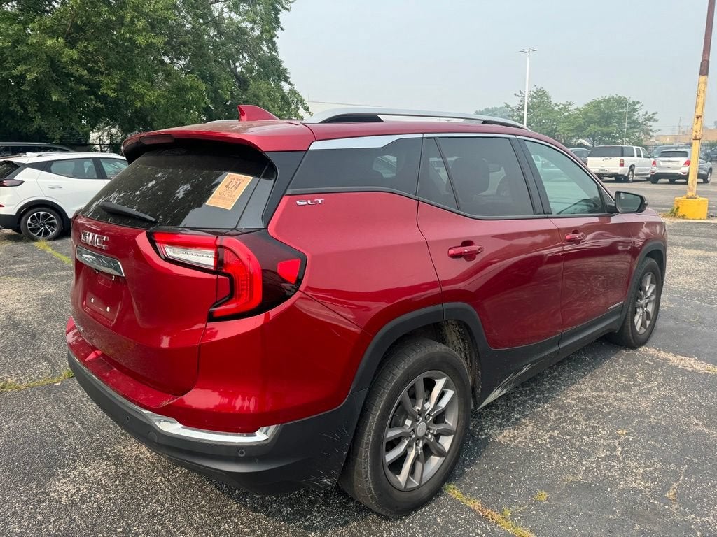 2022 GMC Terrain SLT