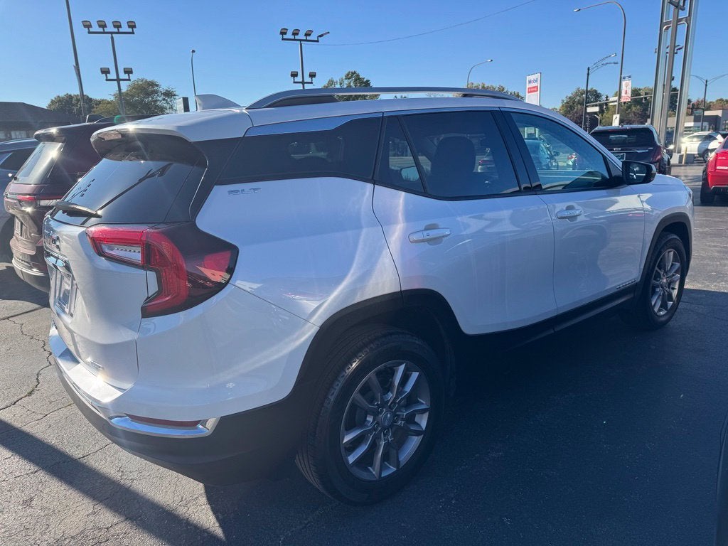 2022 GMC Terrain SLT