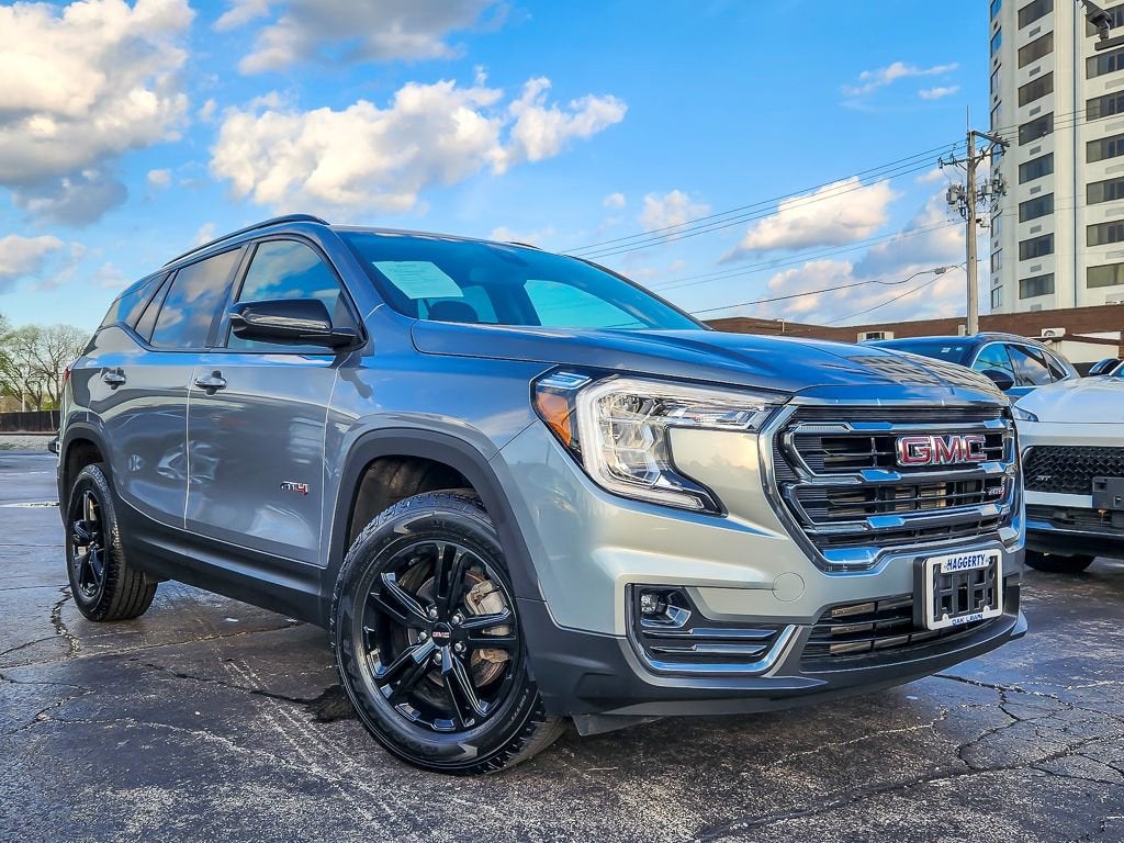 2024 GMC Terrain AT4