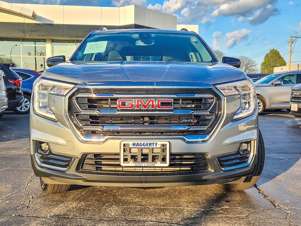 2024 GMC Terrain AT4
