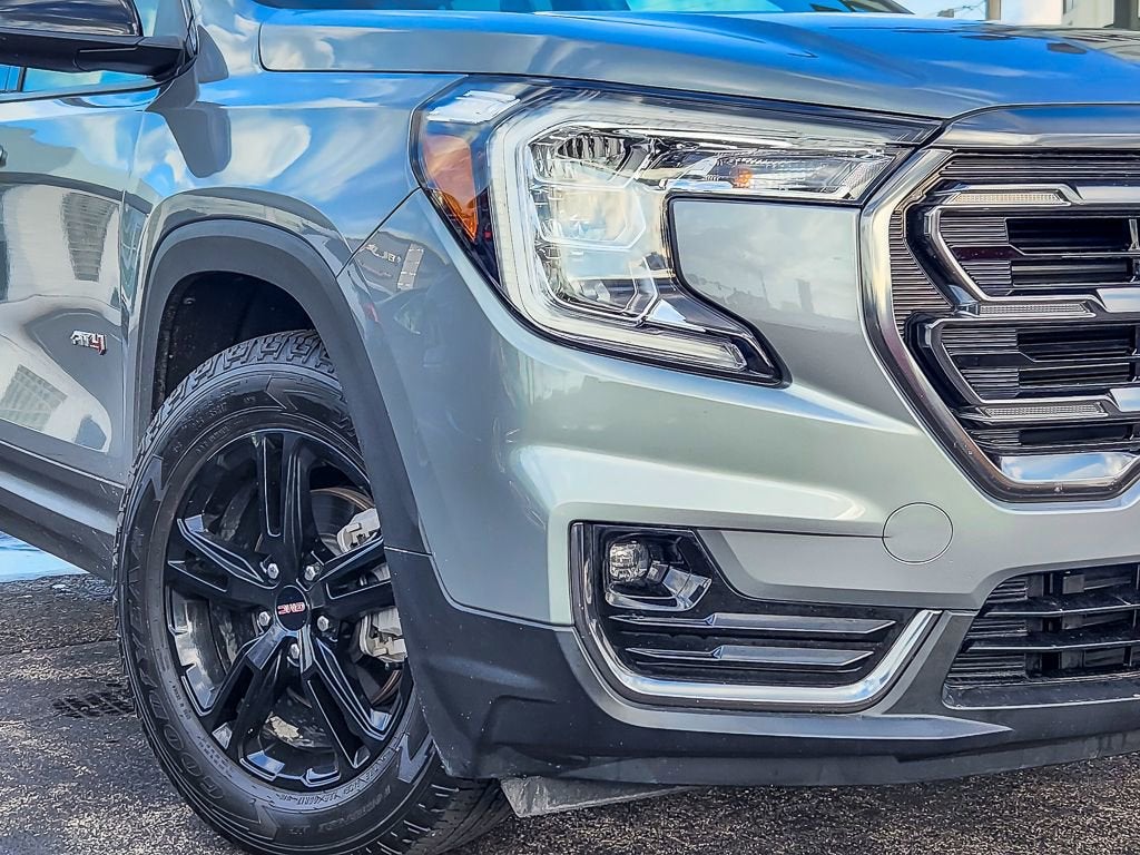 2023 GMC Terrain AT4
