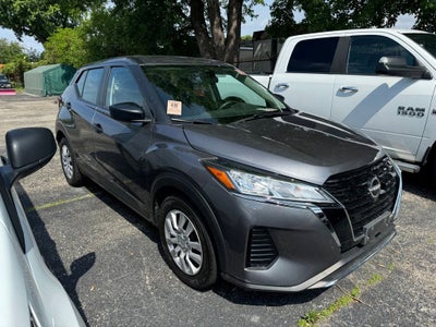 2023 Nissan Kicks S Xtronic CVT