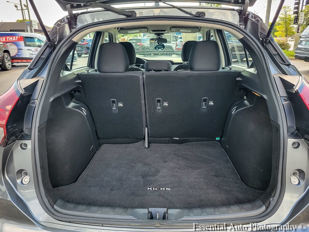 2023 Nissan Kicks S Xtronic CVT