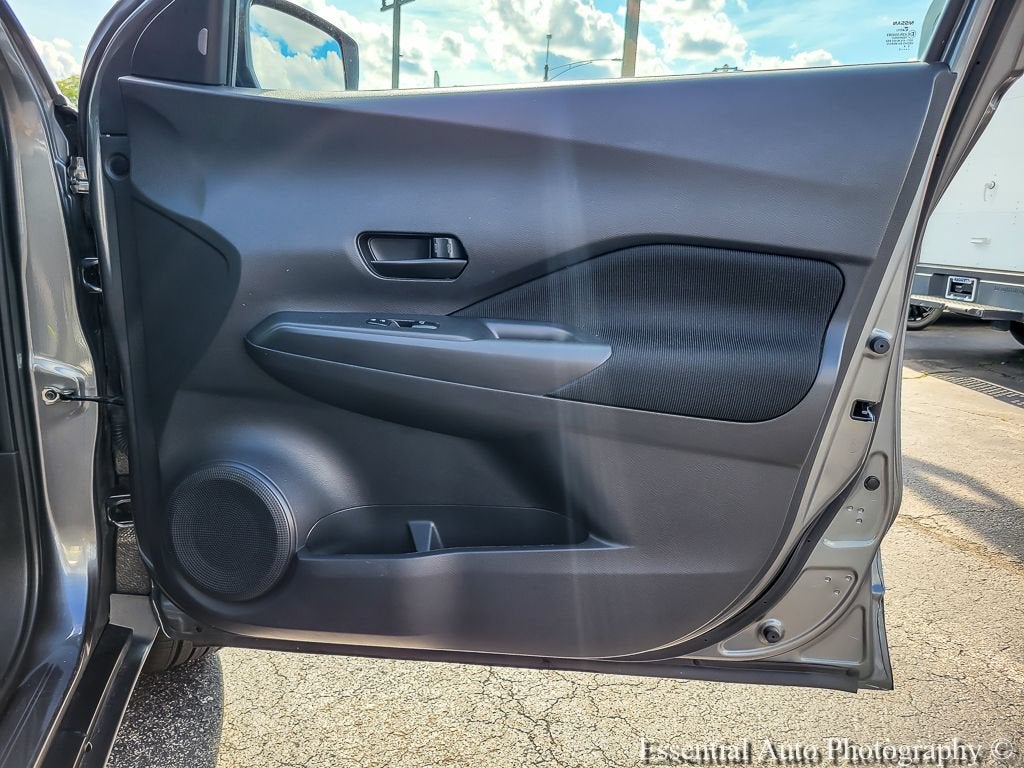 2023 Nissan Kicks S Xtronic CVT