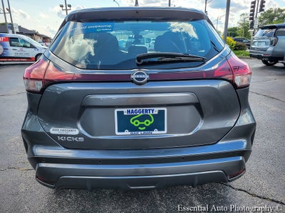 2023 Nissan Kicks S Xtronic CVT