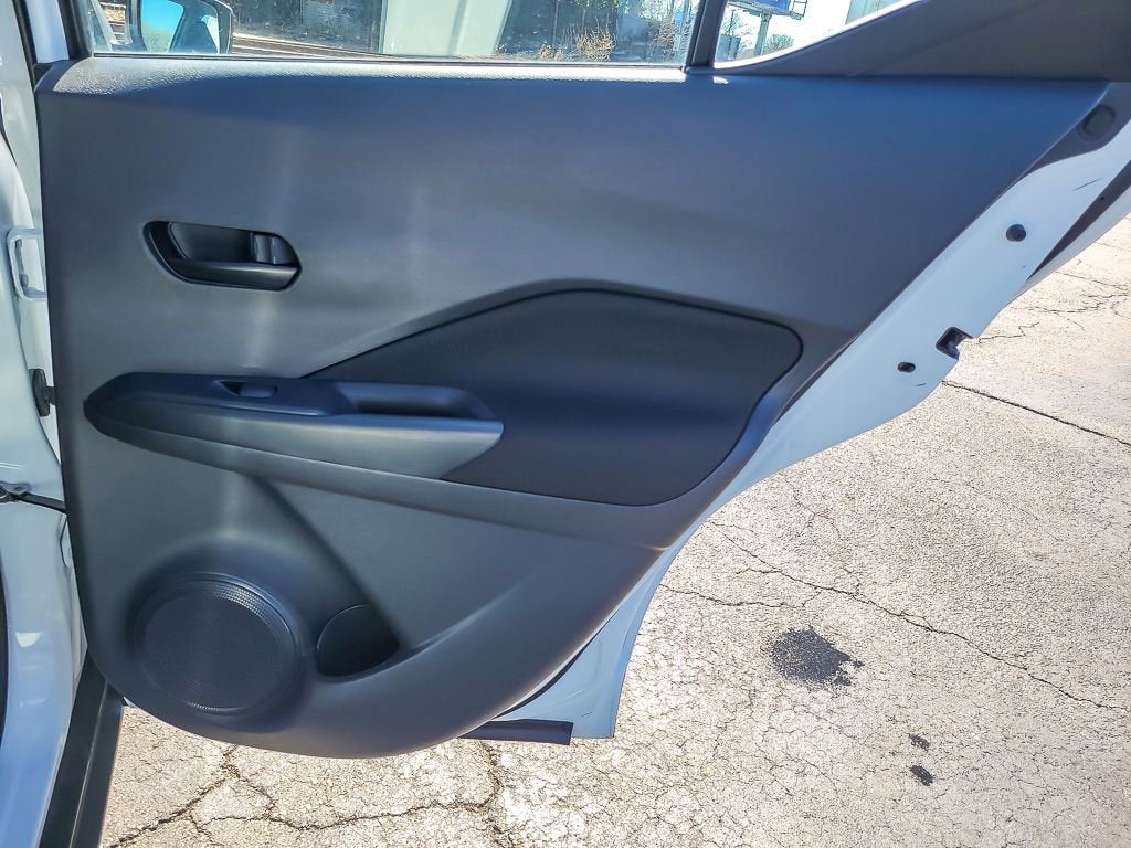 2023 Nissan Kicks S Xtronic CVT