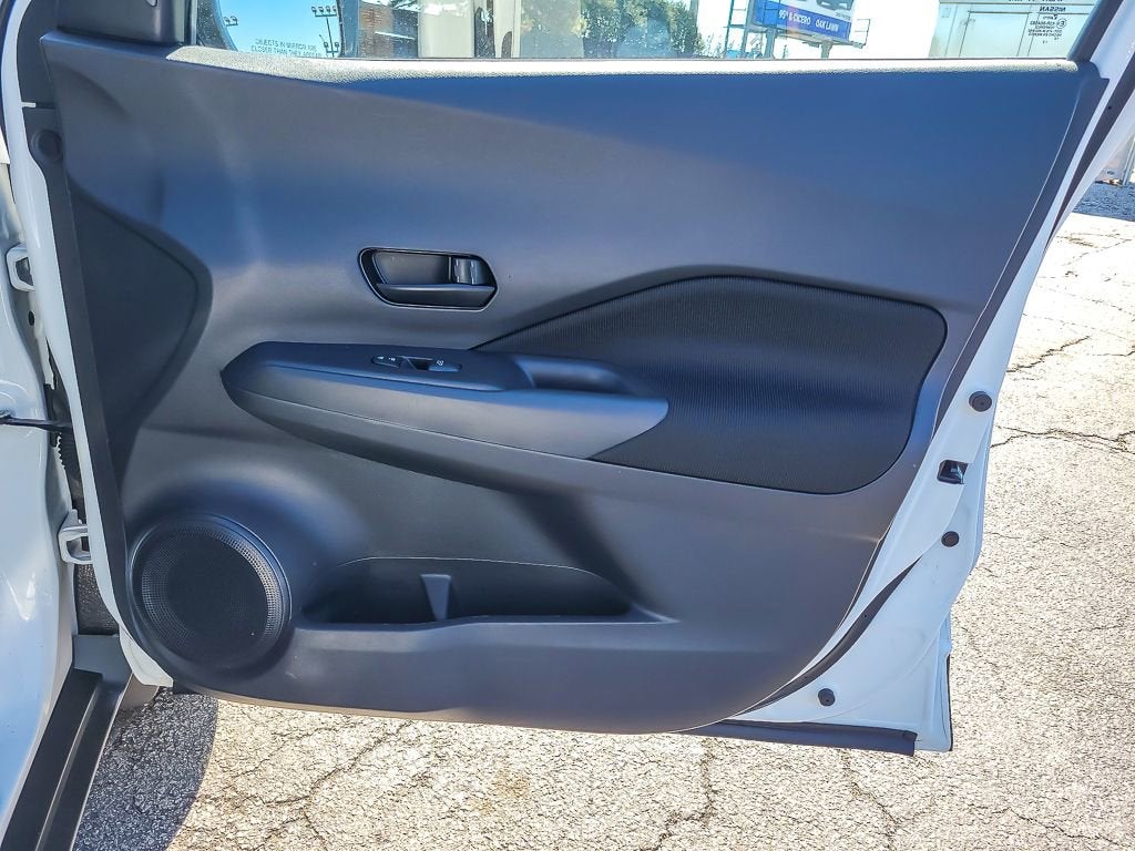 2023 Nissan Kicks S Xtronic CVT