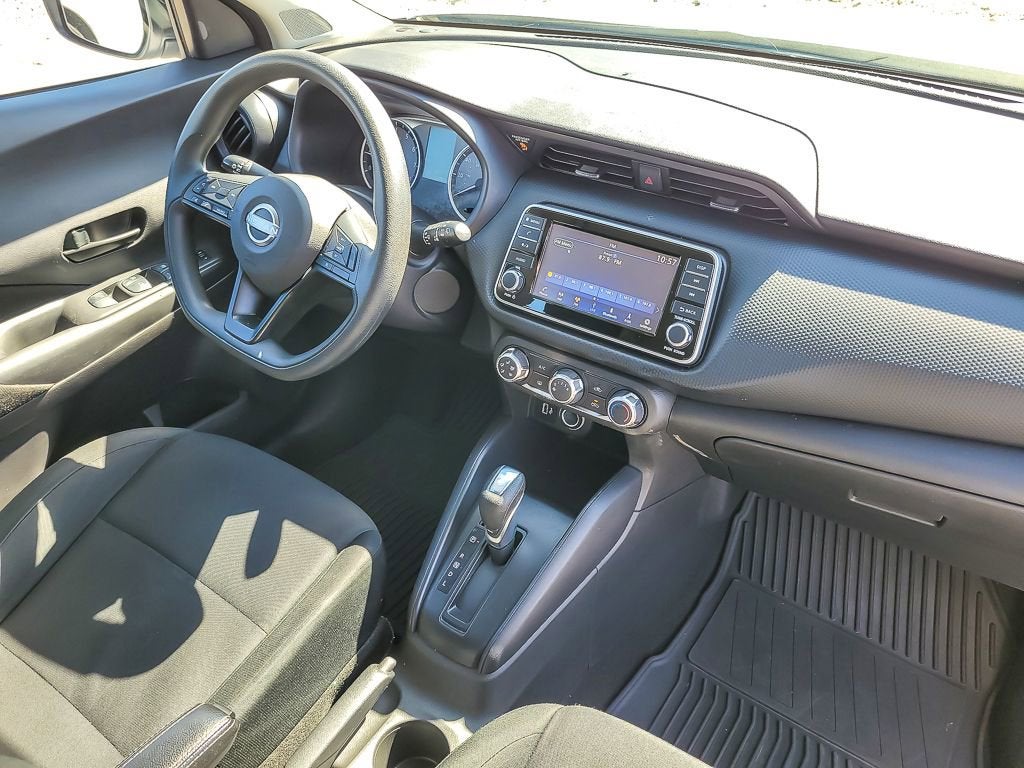 2023 Nissan Kicks S Xtronic CVT