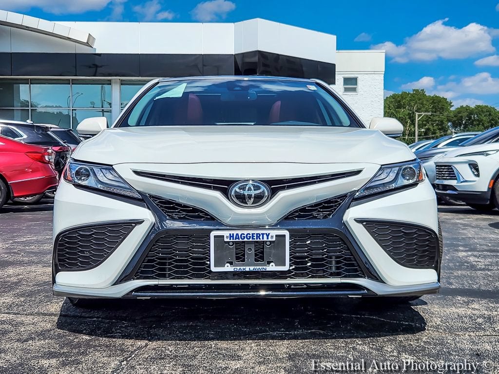 2022 Toyota Camry XSE AWD