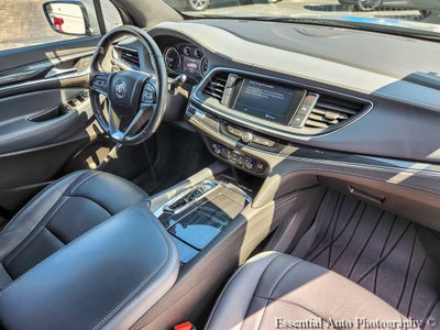 2023 Buick Enclave Essence