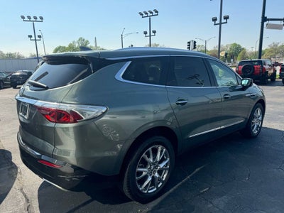2023 Buick Enclave Essence