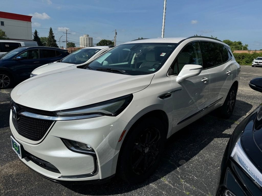 2024 Buick Enclave Essence