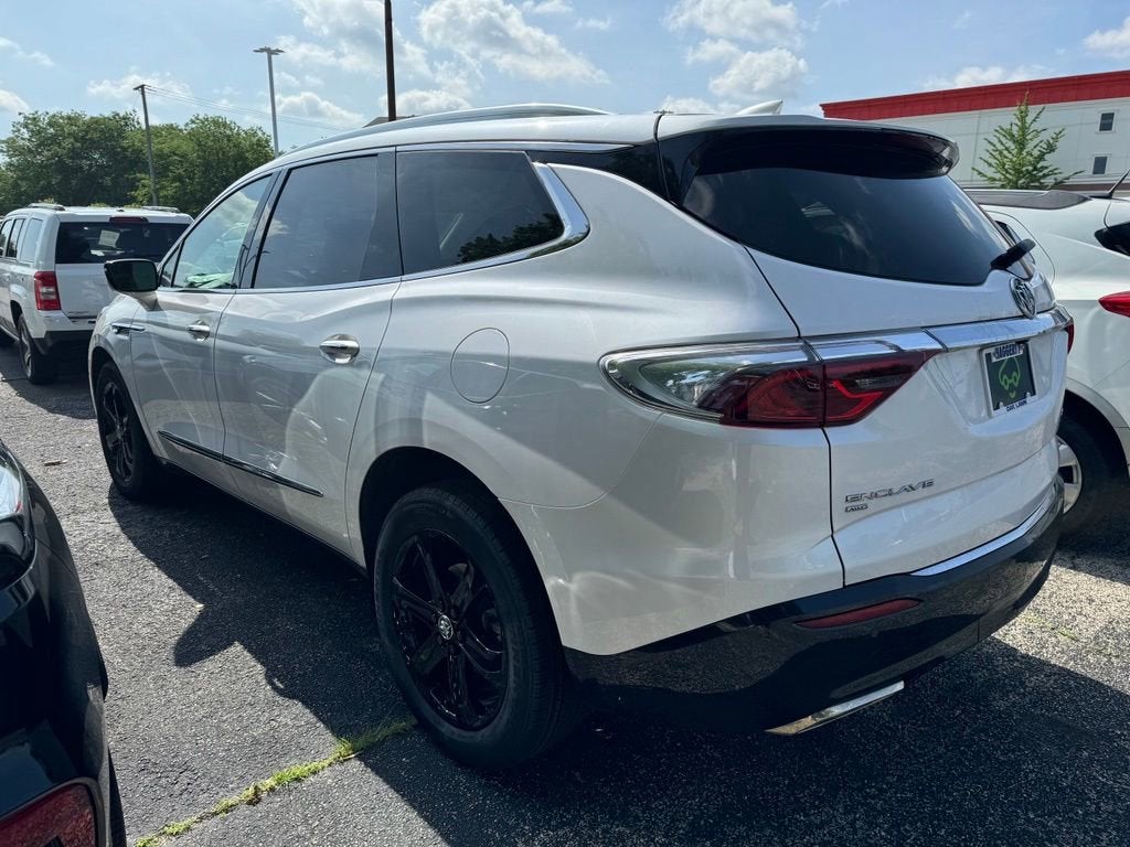 2024 Buick Enclave Essence