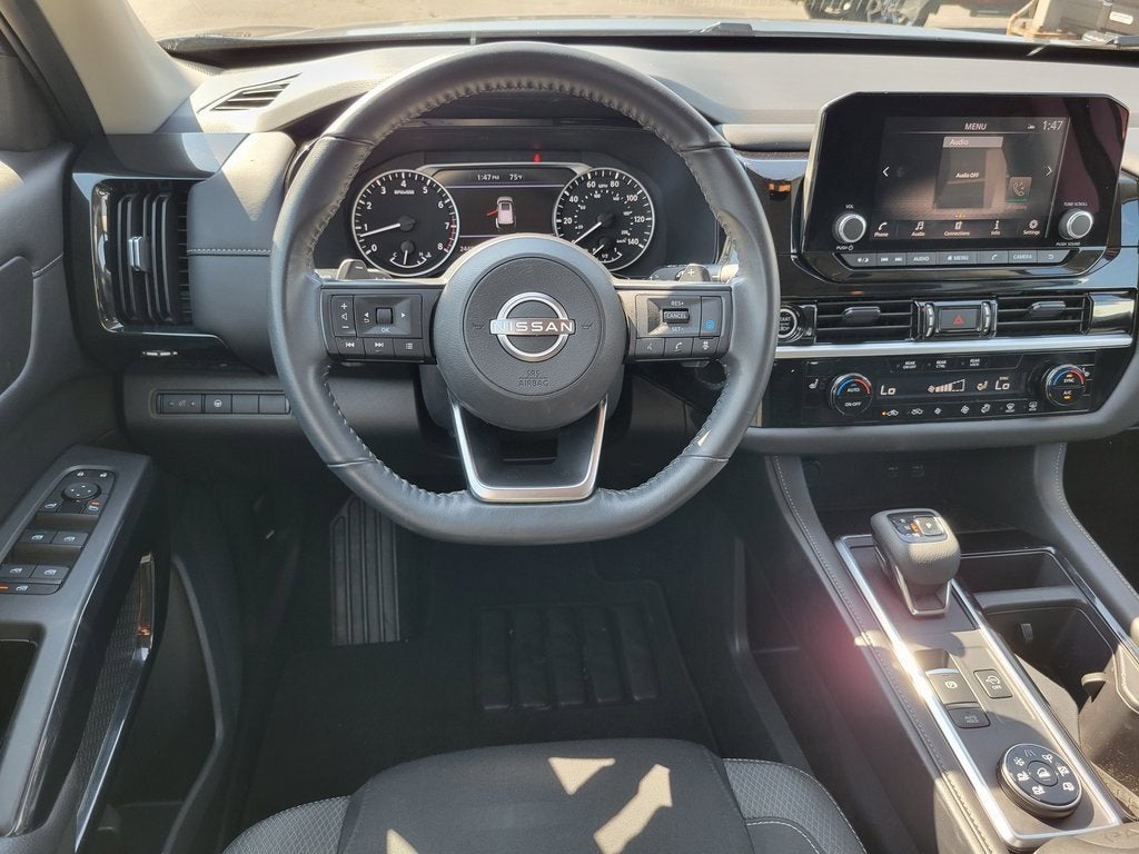 2024 Nissan Pathfinder SV 4WD