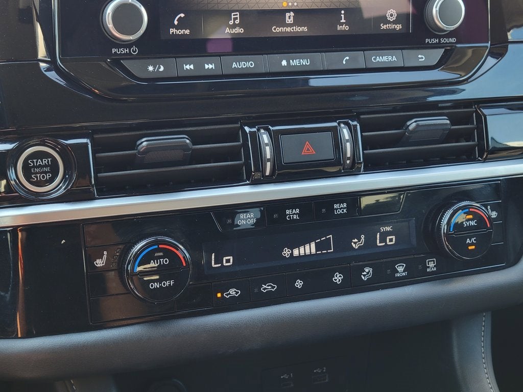 2024 Nissan Pathfinder SV 4WD