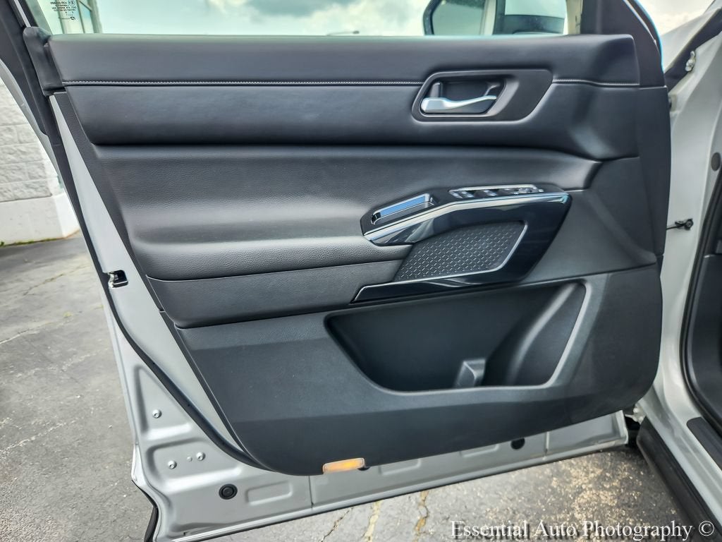 2022 Nissan Pathfinder SV 4WD