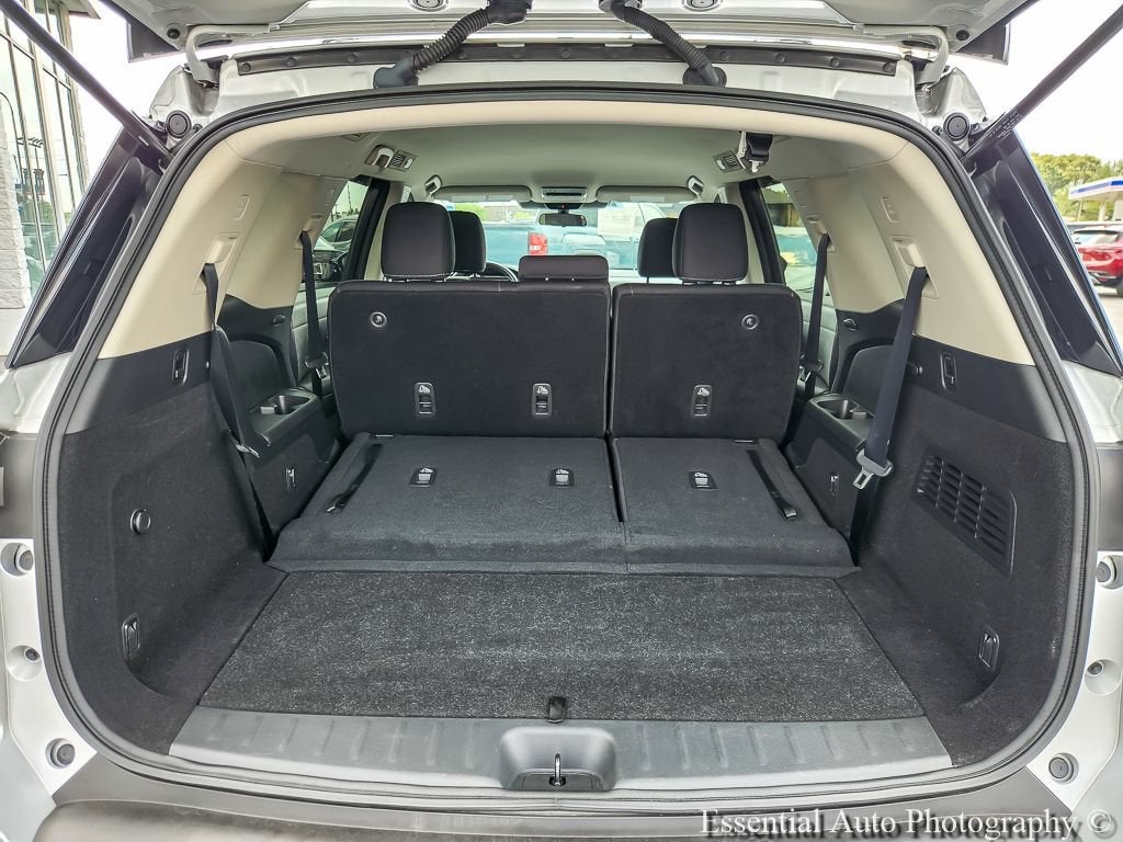 2022 Nissan Pathfinder SV 4WD