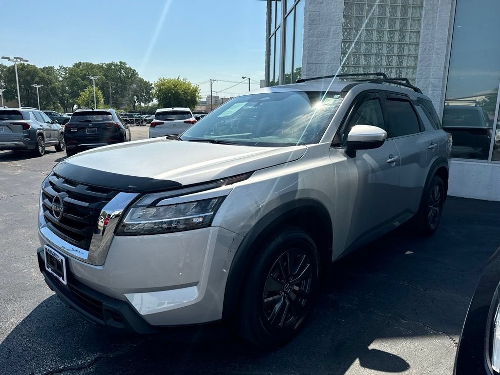 2022 Nissan Pathfinder SV 4WD