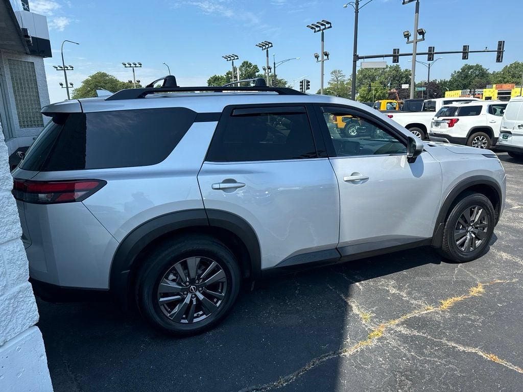 2022 Nissan Pathfinder SV 4WD