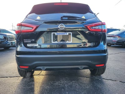 2021 Nissan Rogue Sport S FWD Xtronic CVT