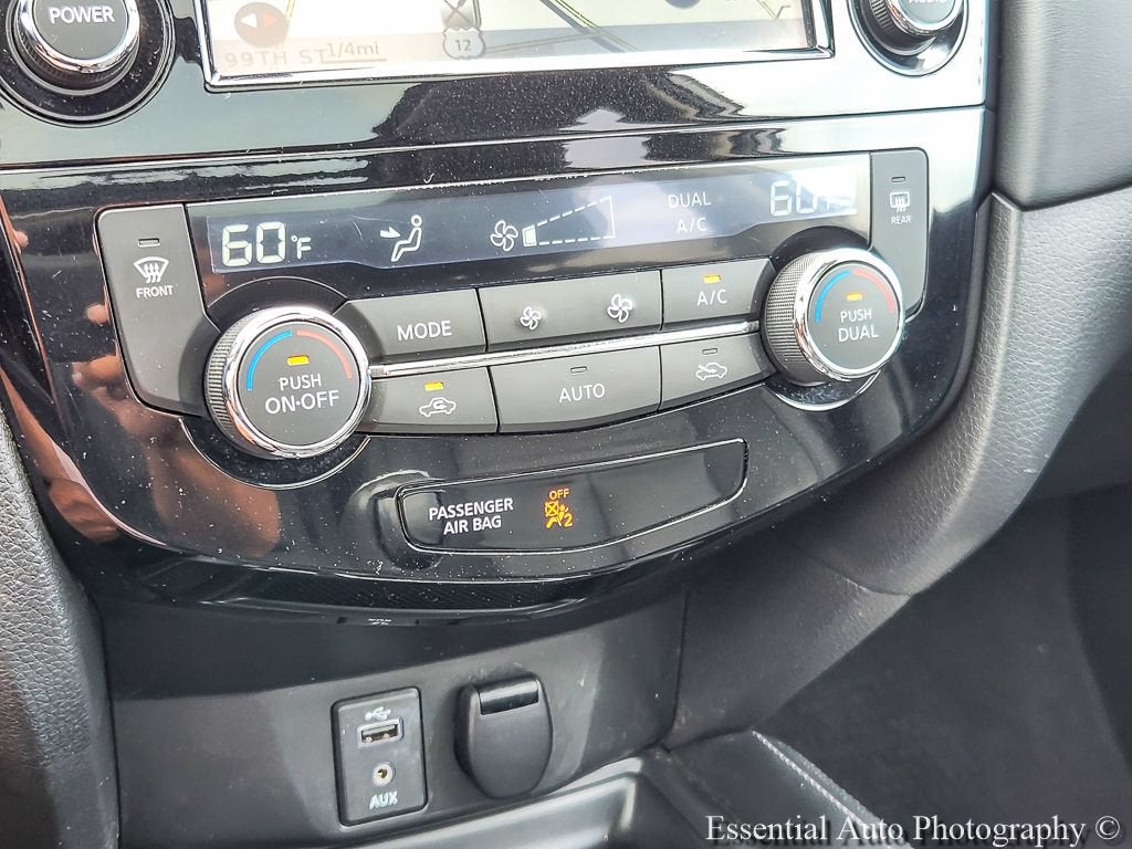 2017 Nissan Rogue SL