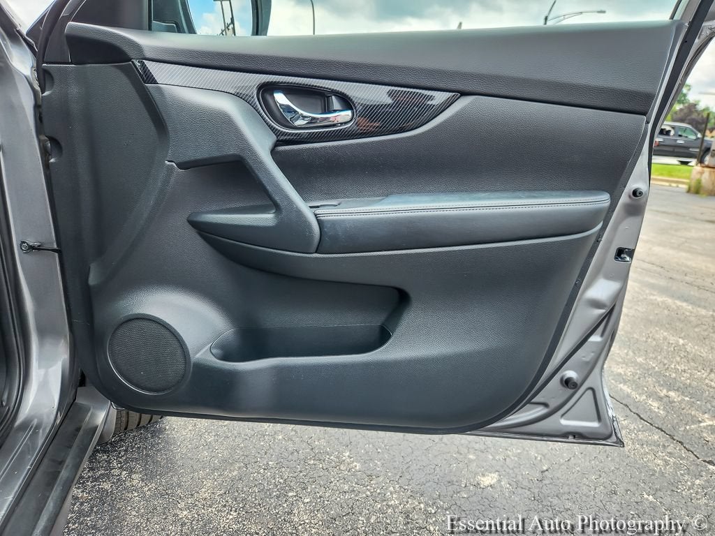 2017 Nissan Rogue SL