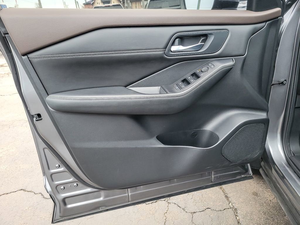 2022 Nissan Rogue SV Intelligent AWD