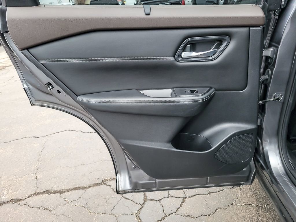 2022 Nissan Rogue SV Intelligent AWD