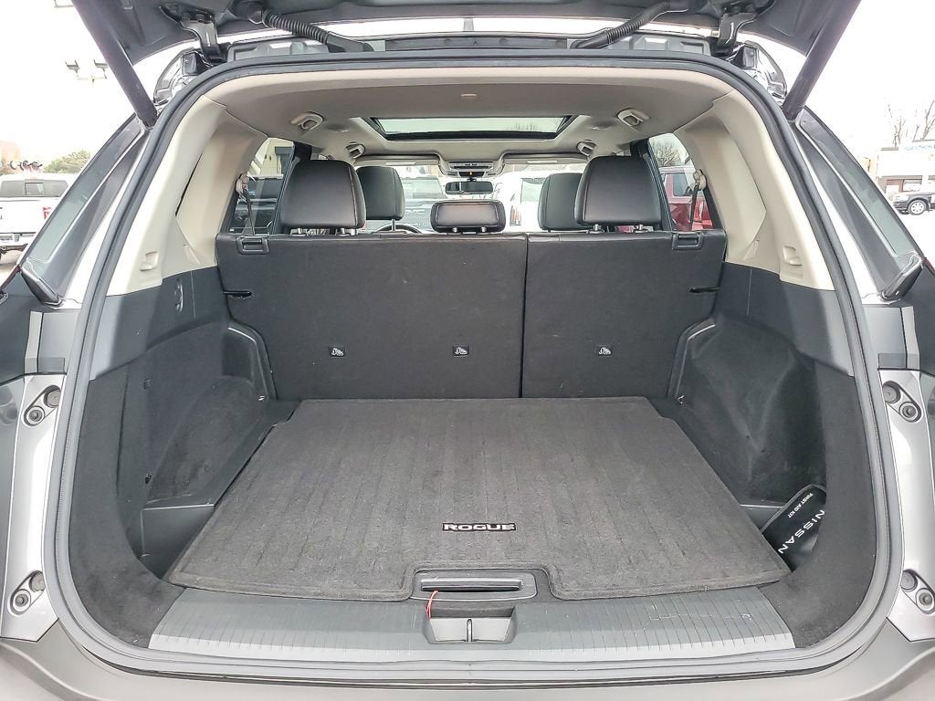 2022 Nissan Rogue SV Intelligent AWD