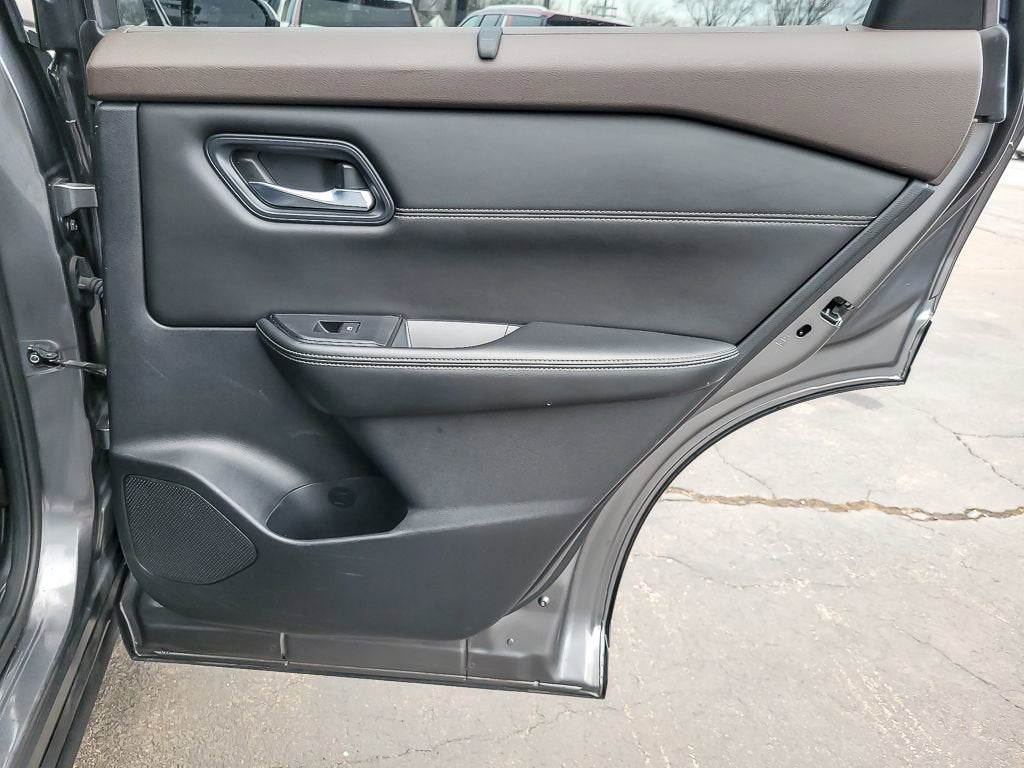 2022 Nissan Rogue SV Intelligent AWD