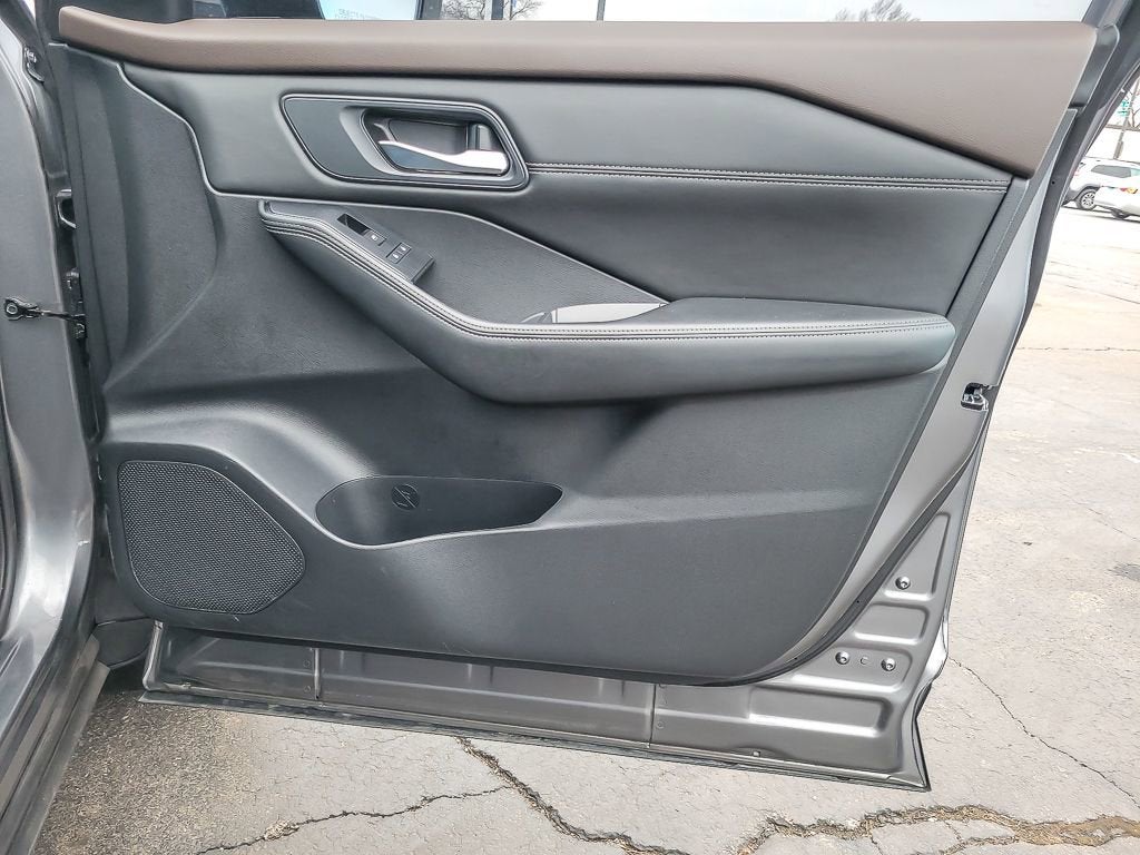 2022 Nissan Rogue SV Intelligent AWD