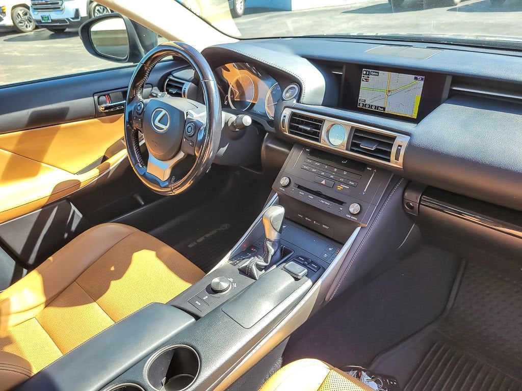 2016 Lexus IS 300 NA