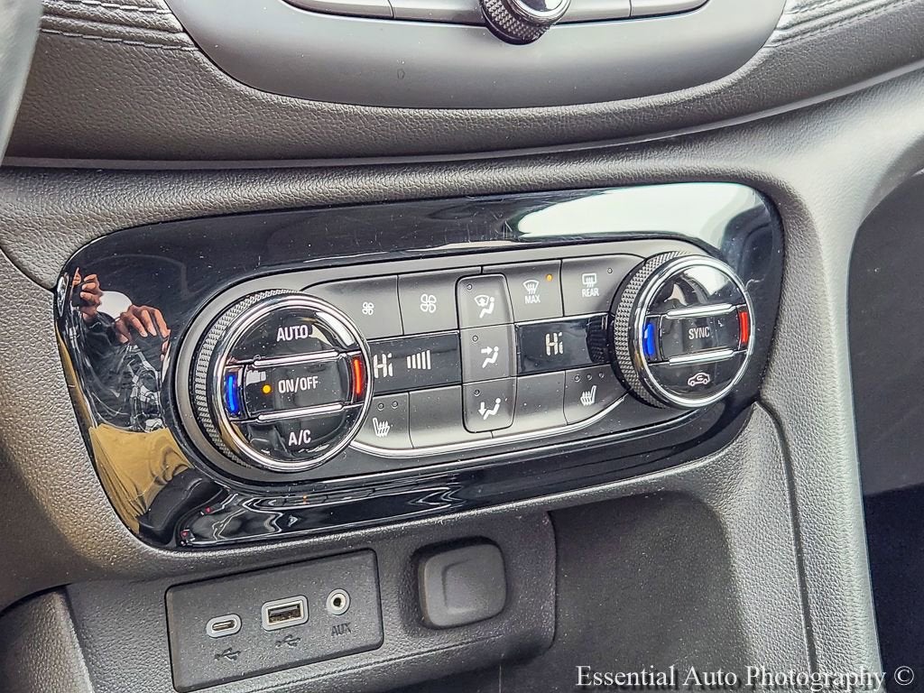 2023 Buick Encore GX Essence