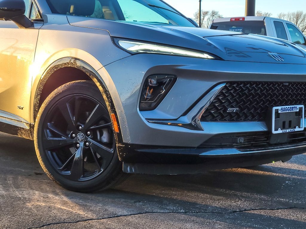 2025 Buick Envision Sport Touring