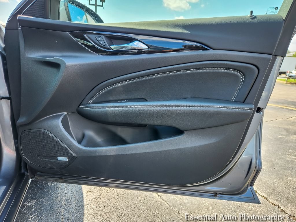 2020 Buick Regal Sportback Essence