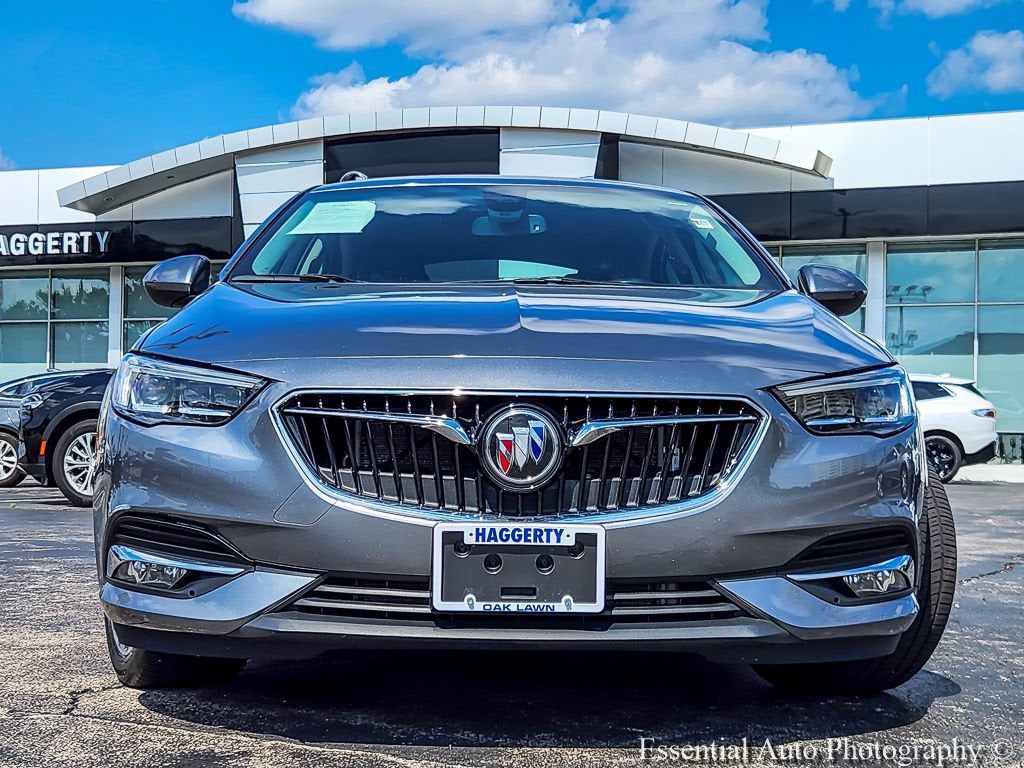 2020 Buick Regal Sportback Essence