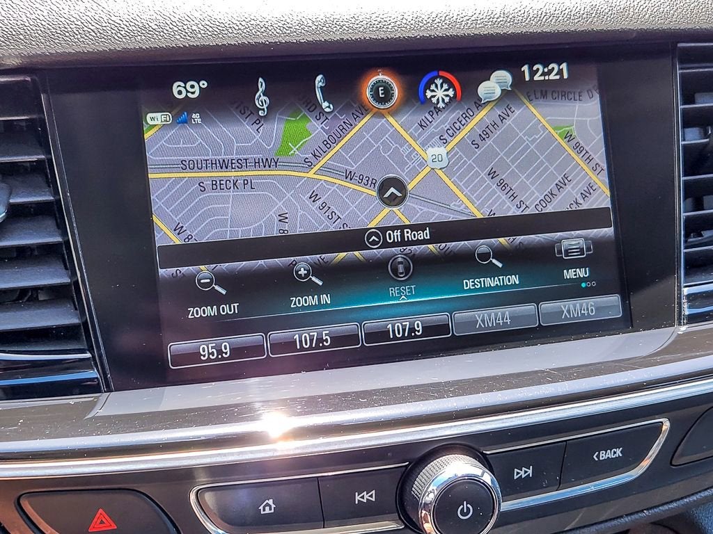 2018 Buick Regal TourX Essence