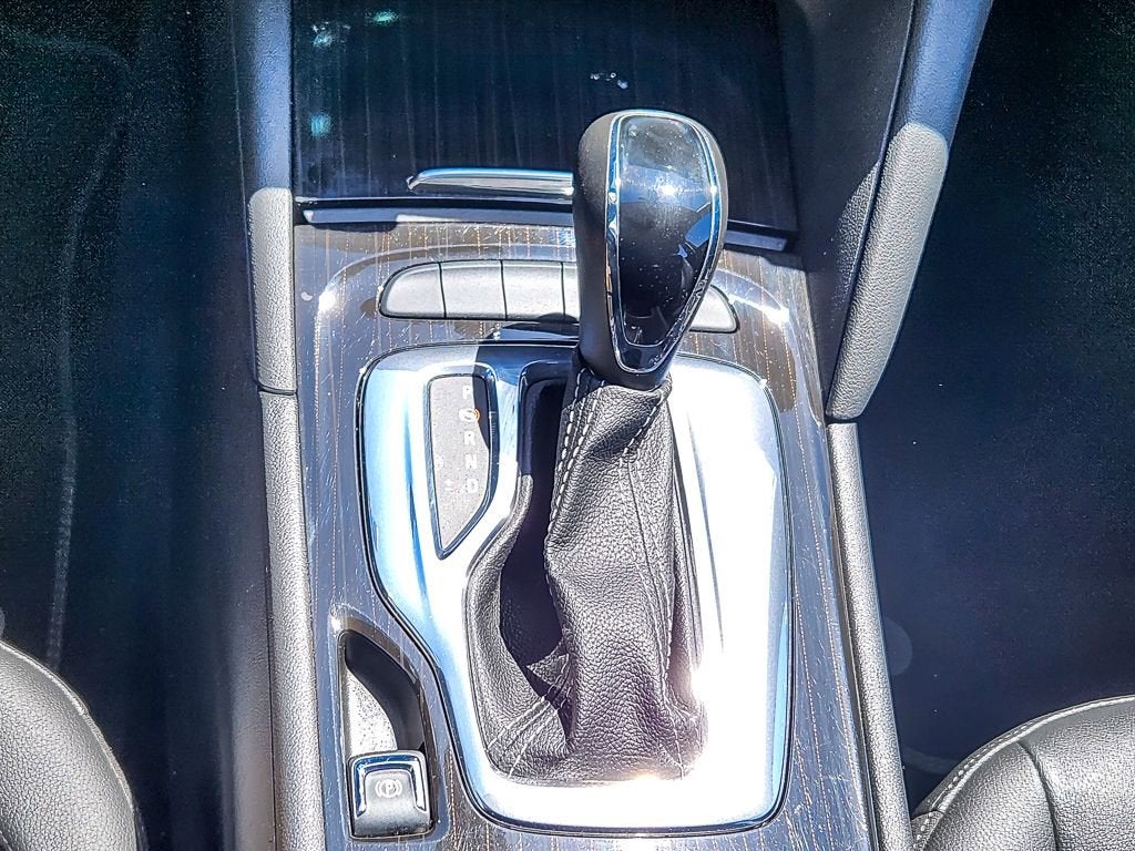 2018 Buick Regal TourX Essence