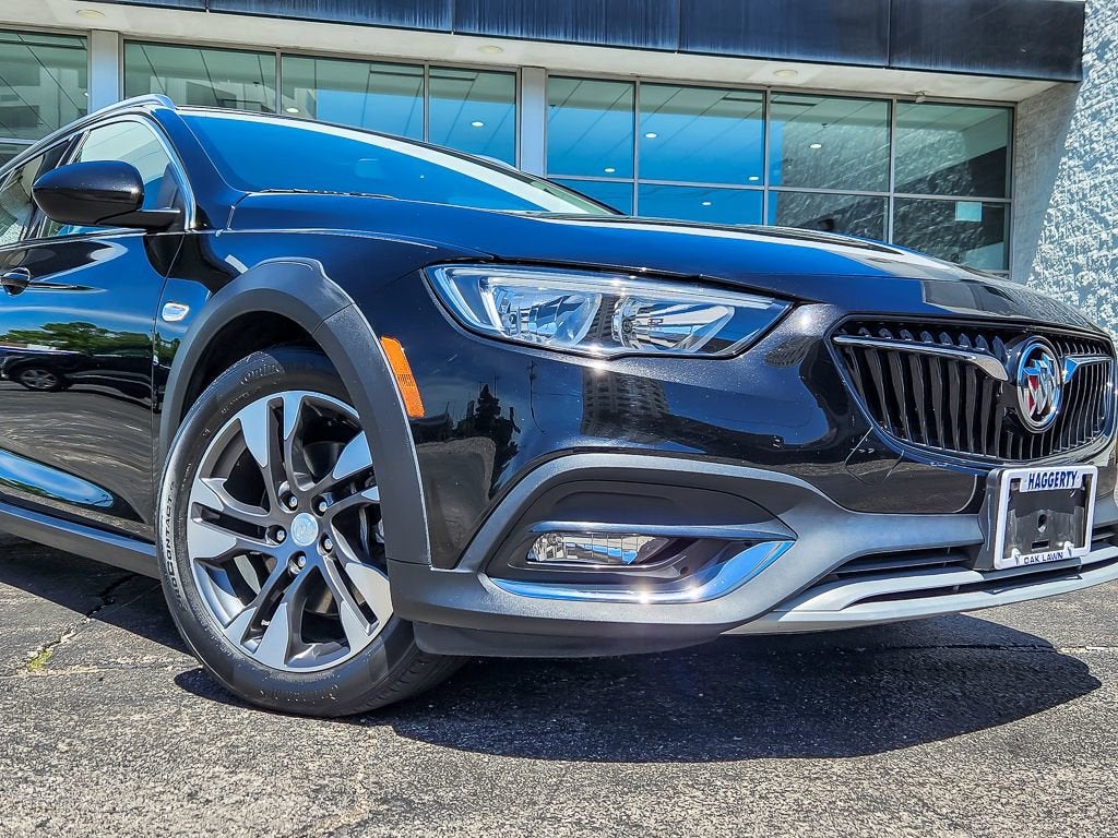 2018 Buick Regal TourX Essence