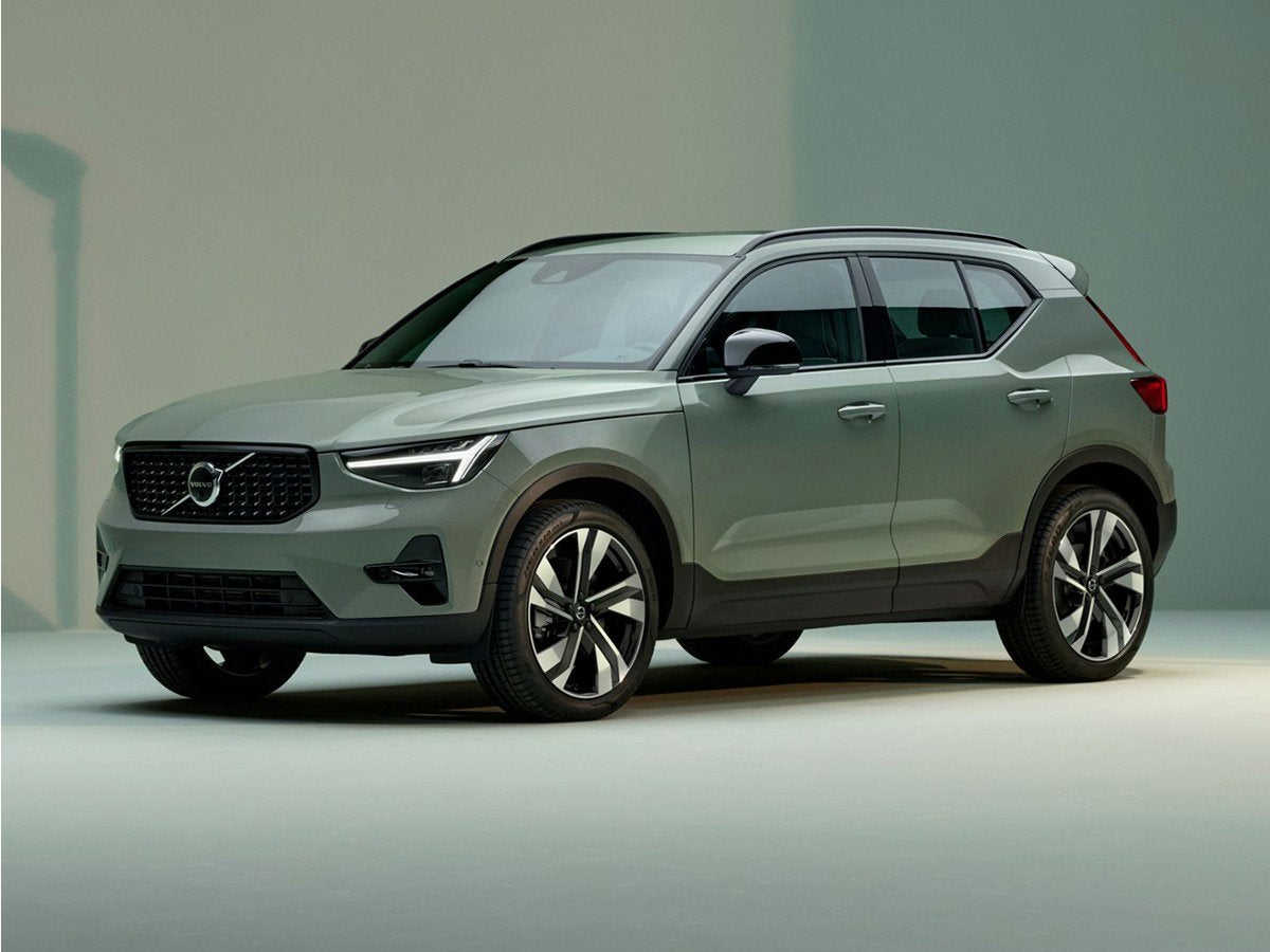 2024 Volvo XC40's photo