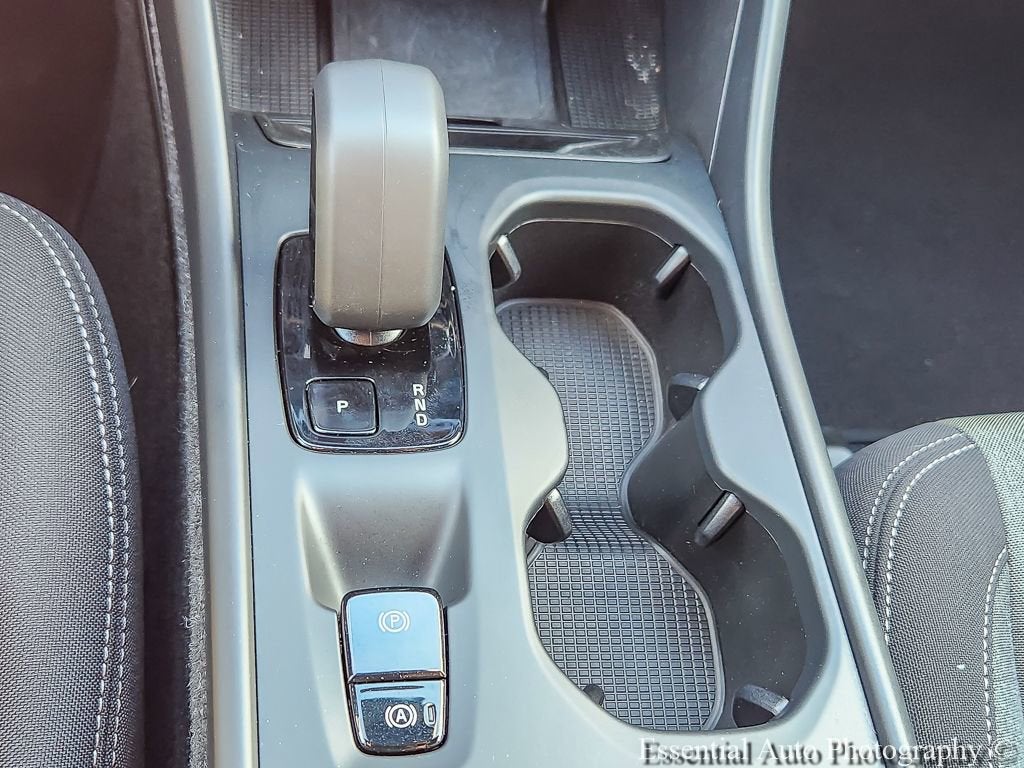2024 Volvo XC40 Core Bright Theme