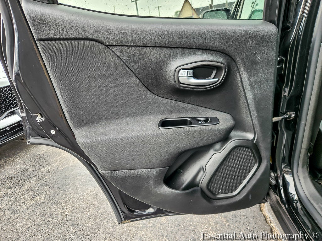 2019 Jeep Renegade Latitude FWD