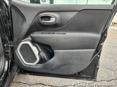 2019 Jeep Renegade Latitude FWD