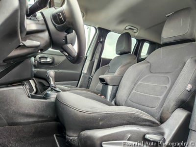 2019 Jeep Renegade Latitude FWD